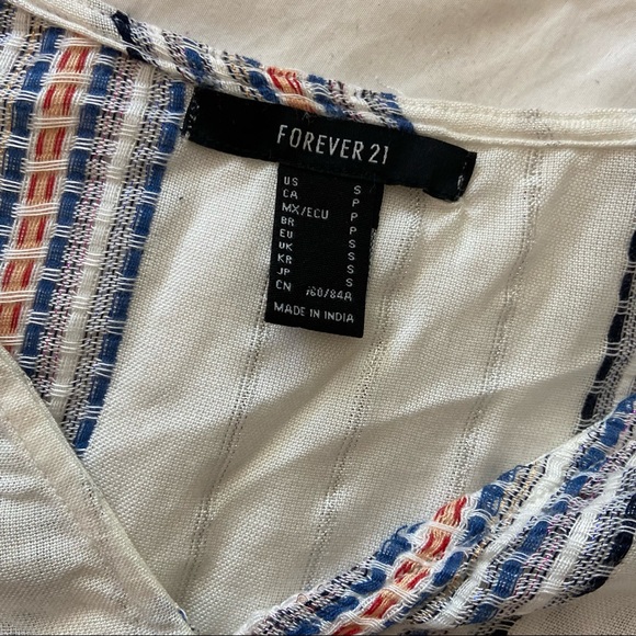 Flowy Blouse - Picture 3 of 4